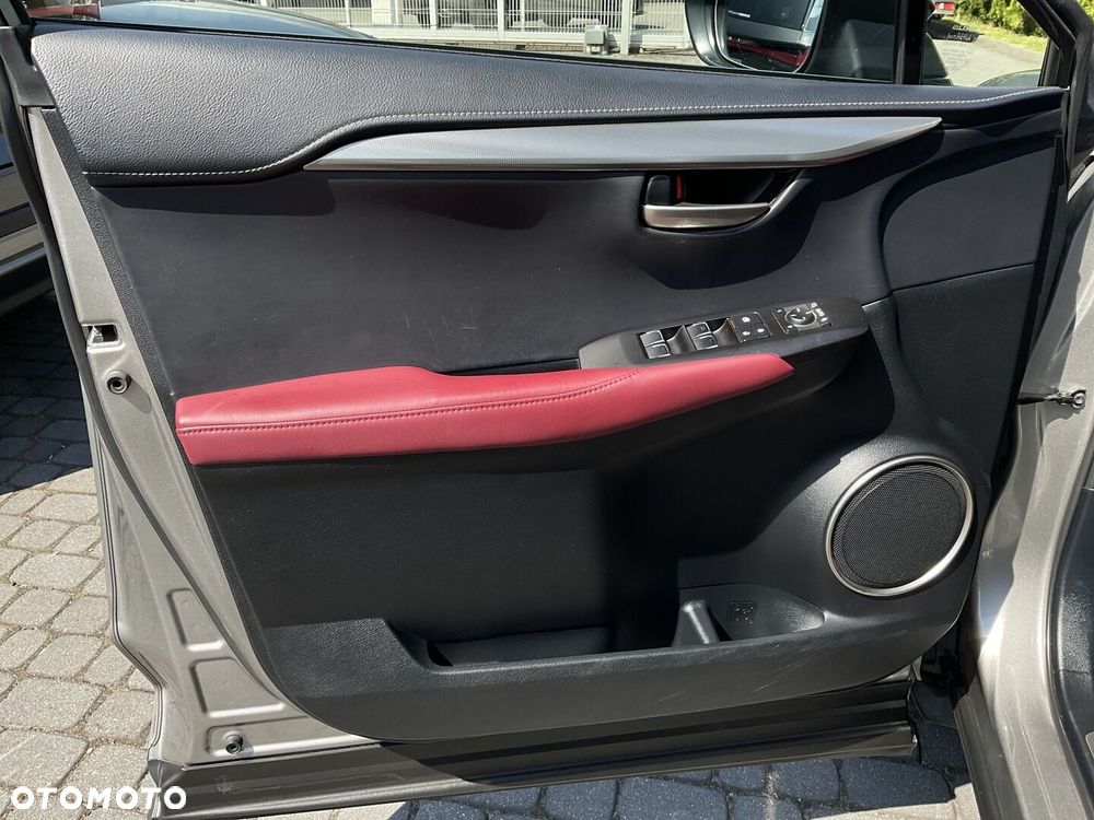Lexus NX 300h F Impression AWD - 16