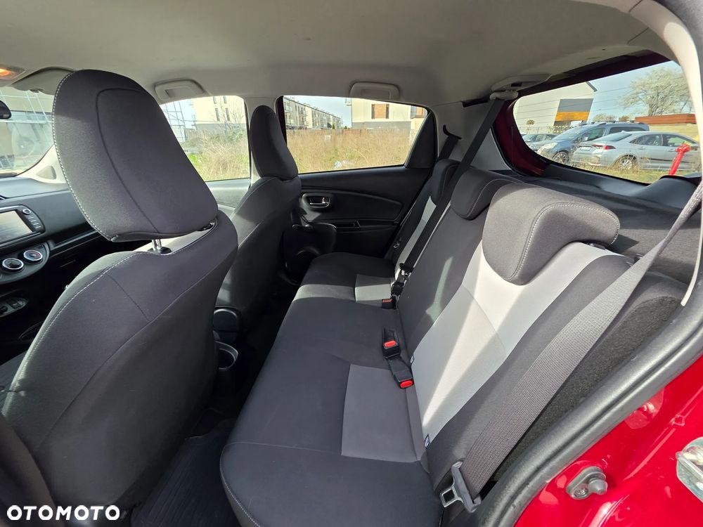 Toyota Yaris 1.5 Premium - 22