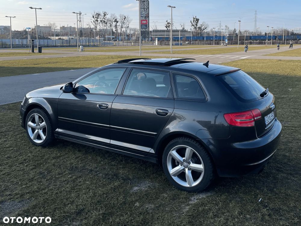 Audi A3 Sportback - 9
