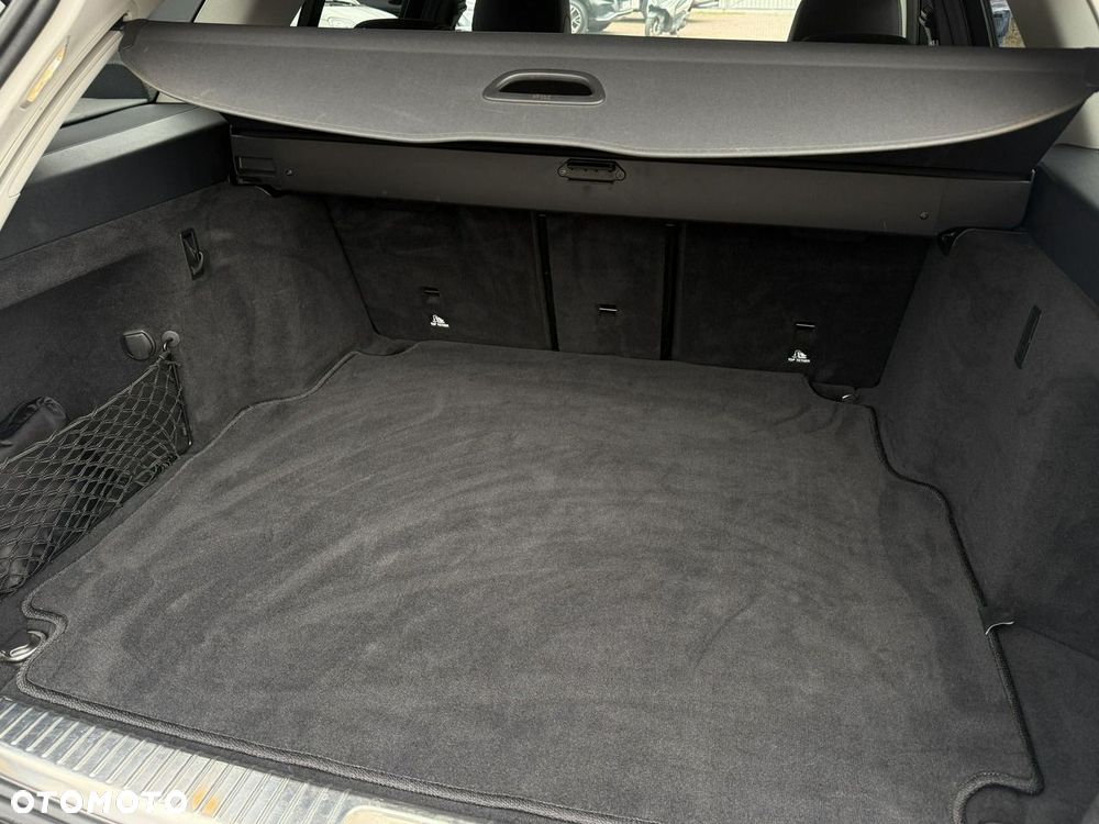 Mercedes-Benz Klasa C 200 d 9G-TRONIC Avantgarde - 36