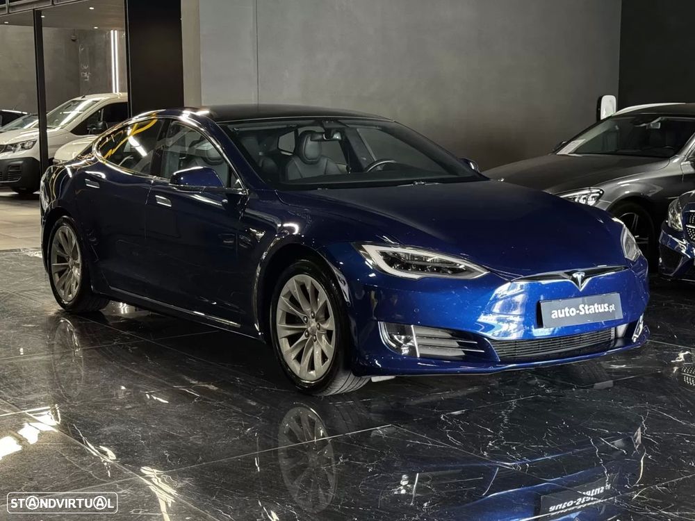 Tesla Model S - 5