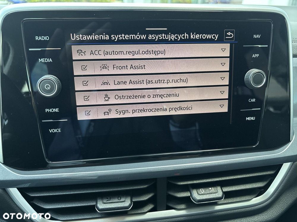 Volkswagen T-Roc 1.5 TSI Style DSG - 22