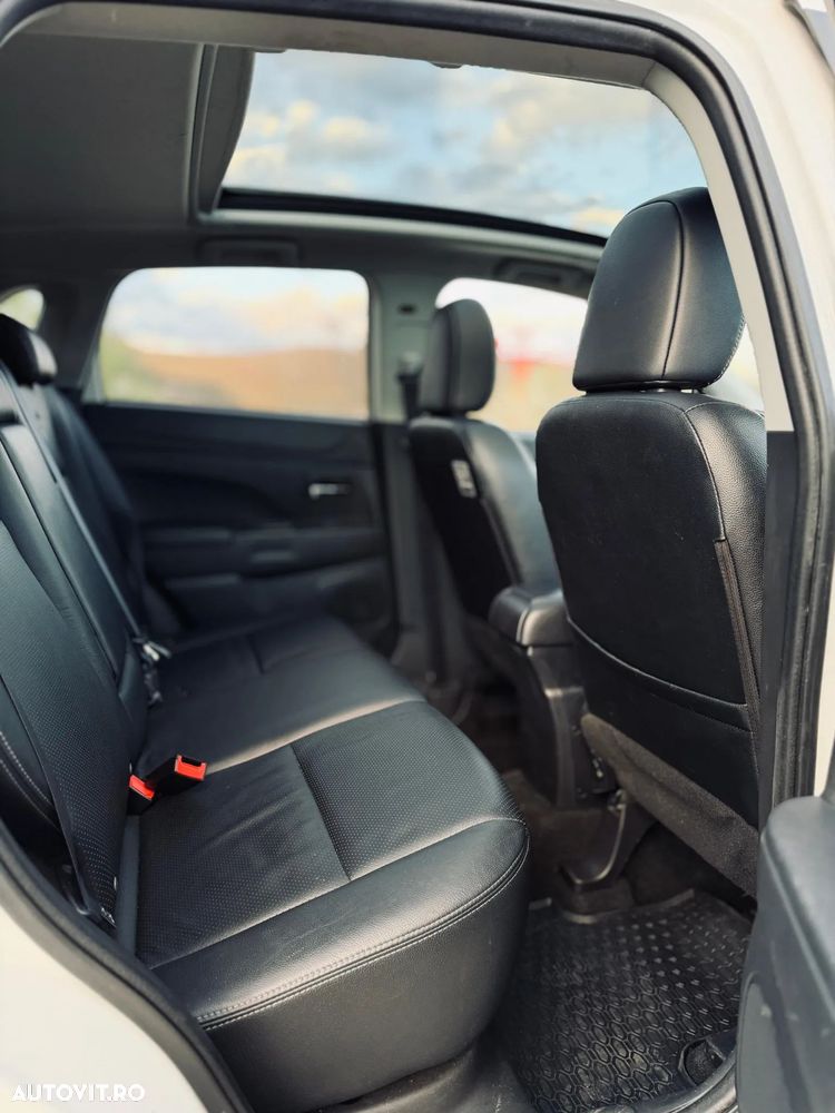 Mitsubishi ASX 1.8 DI-D 4WD Intense - 13