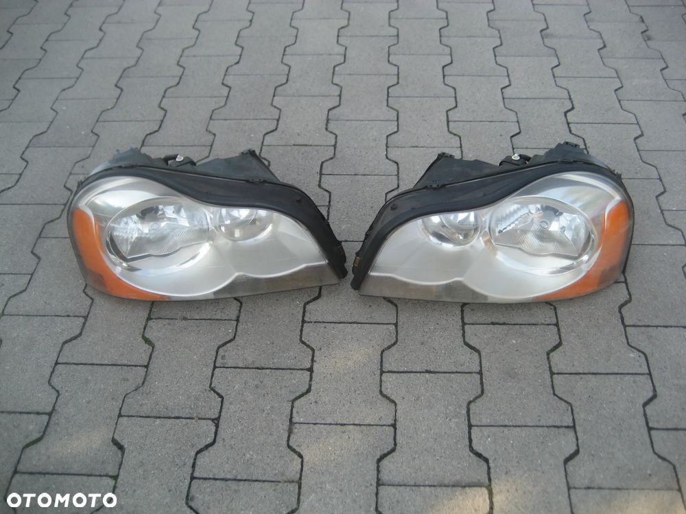 volvo xc90 lift 07-10r lampa przednia prawa lewa xenon UK 30764399 30764400