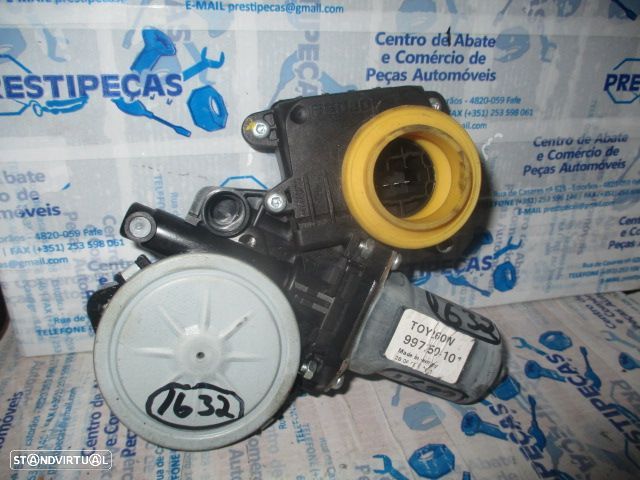 Motor Elevador Vidro 698100F010 99725010 TOYOTA COROLLA VERSO 2005 FD TOYOTA COROLLA 2 VERSO FASE 2 2007 2.2 D4D 136CV 5P PRETO F DRT TOYOTA COROLLA 2 VERSO FASE 1 2006 2.2D4D 136CV 5P CINZENTO FD - 1