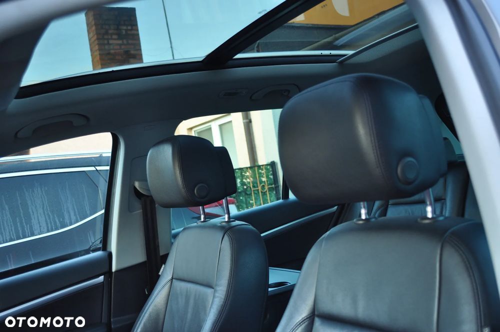 Volkswagen Tiguan 1.4 TSI BlueMotion Technology Lounge Sport & Style - 27