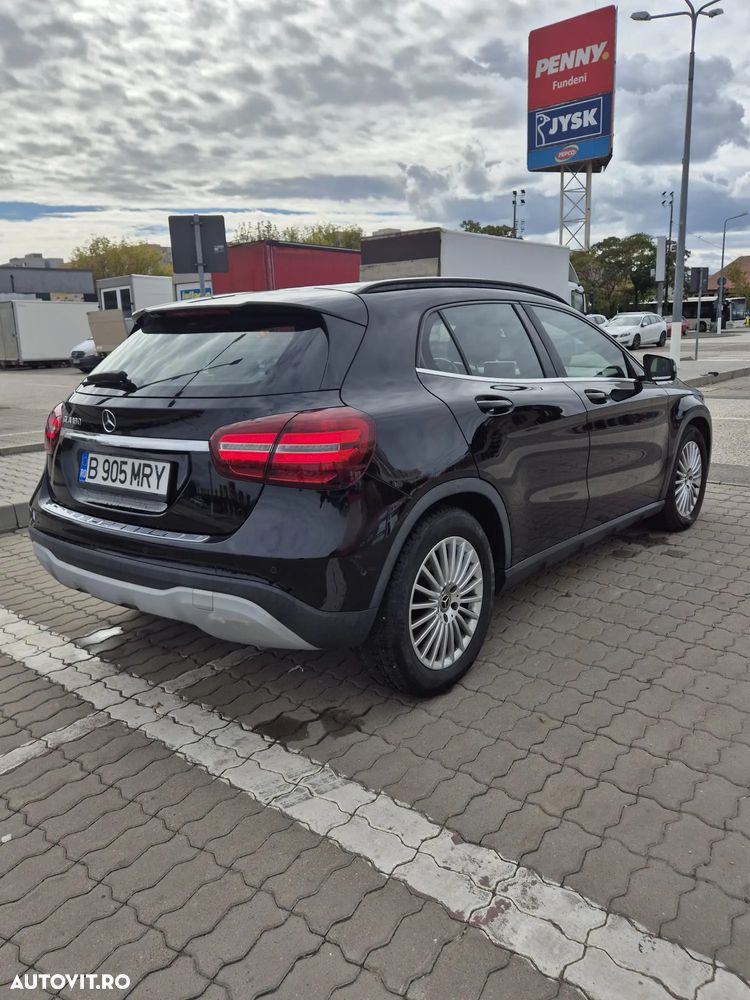 Mercedes-Benz GLA - 6
