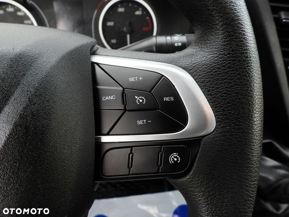 Iveco DAILY 35C14 WYWROTKA TEMPOMAT BLIŹNIACZE KOŁA KLIMATYZACJA  140KM - 31