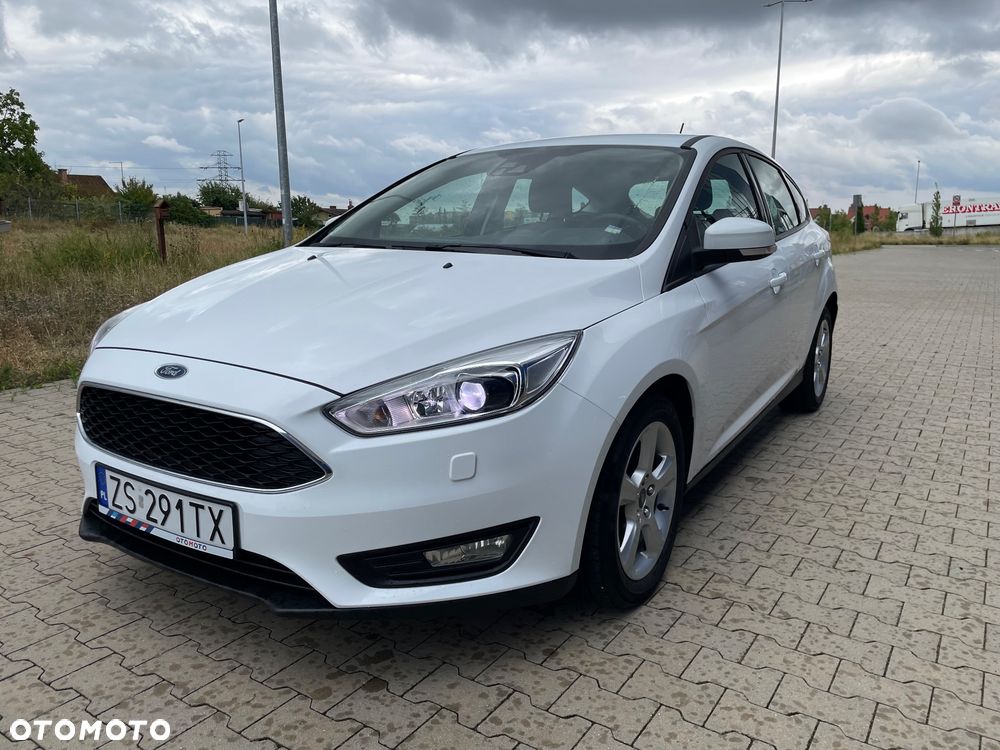 Ford Focus 1.0 EcoBoost Start-Stopp-System TREND - 2