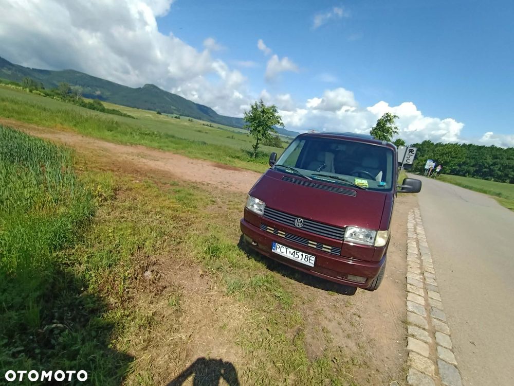 Volkswagen Multivan - 10