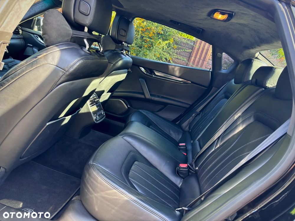 Maserati Quattroporte - 13