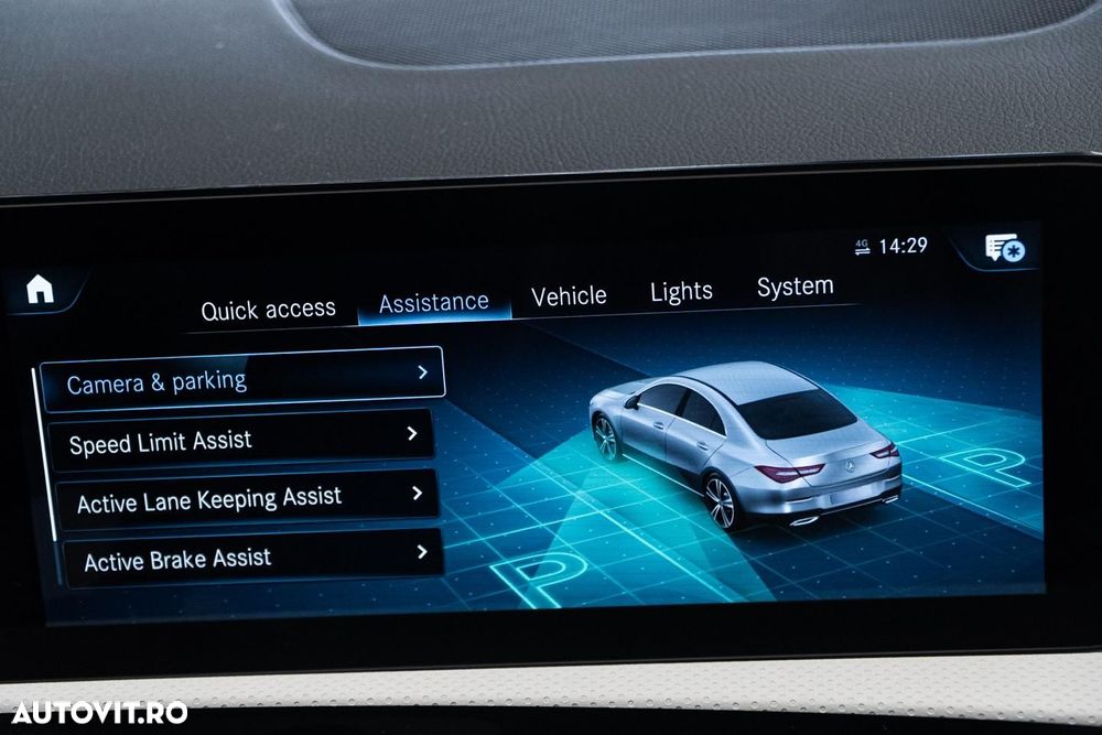 Mercedes-Benz CLA 180 7G-DCT Progressive - 38