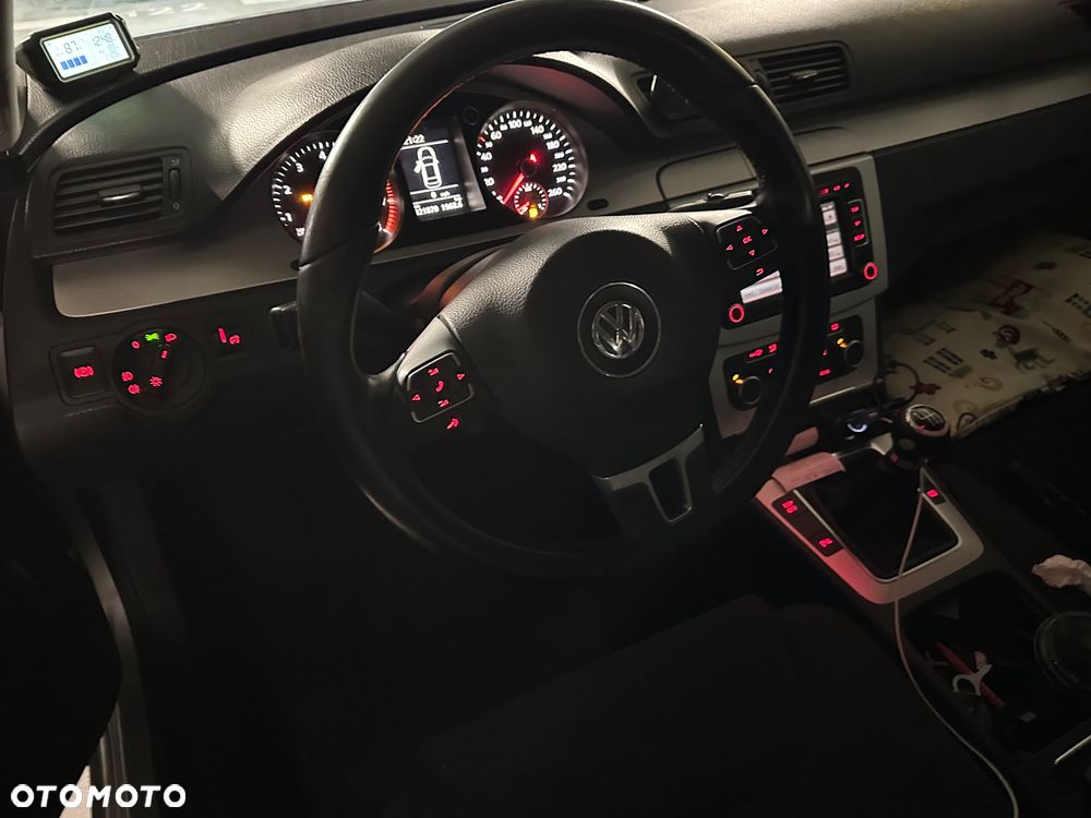 Volkswagen Passat 1.4 TSI Comfortline R-Style - 5