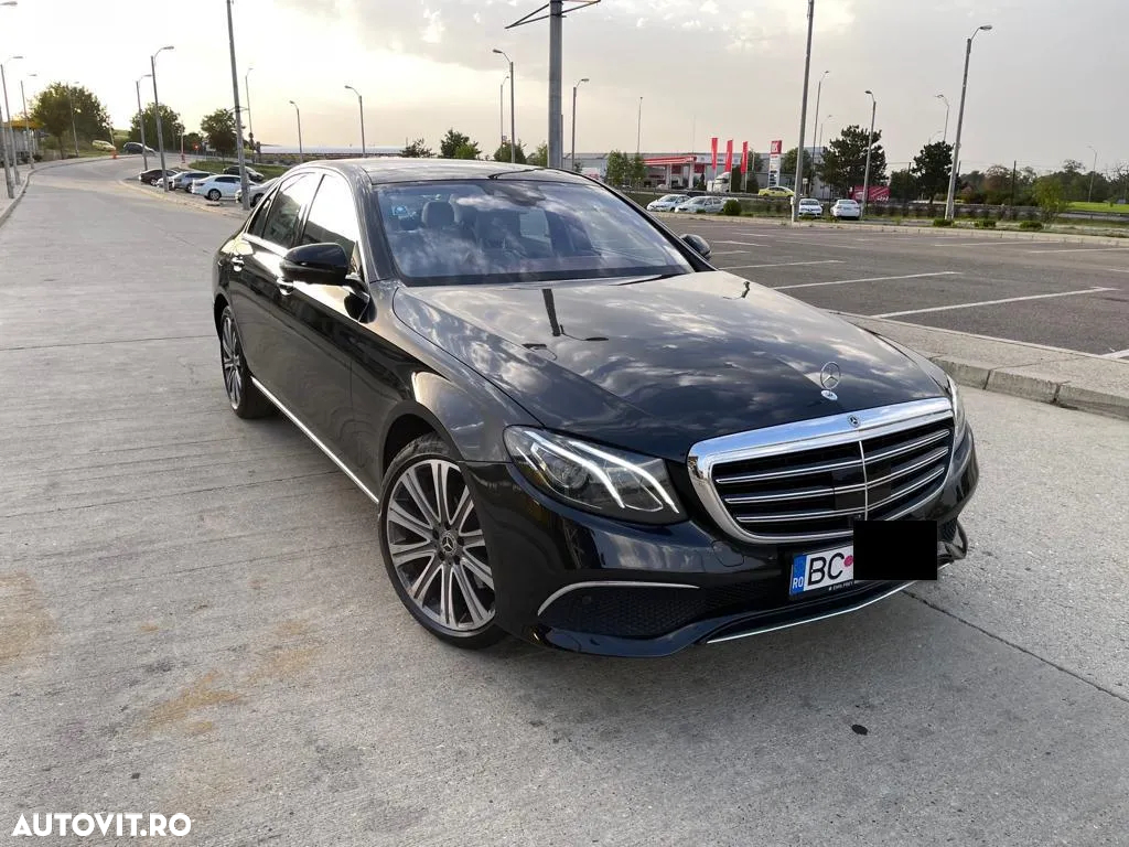 Mercedes-Benz E 220 d 4Matic 9G-TRONIC Exclusive - 6