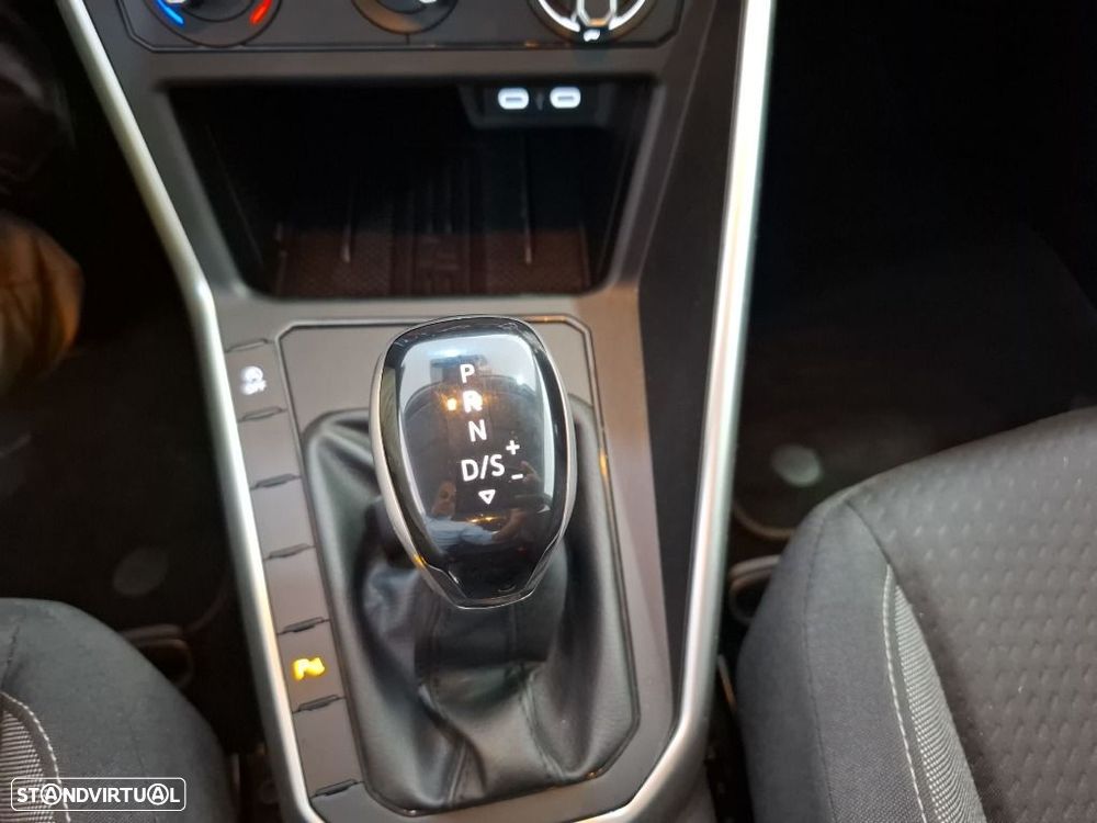 VW Polo 1.0 TSI Urban DSG - 21