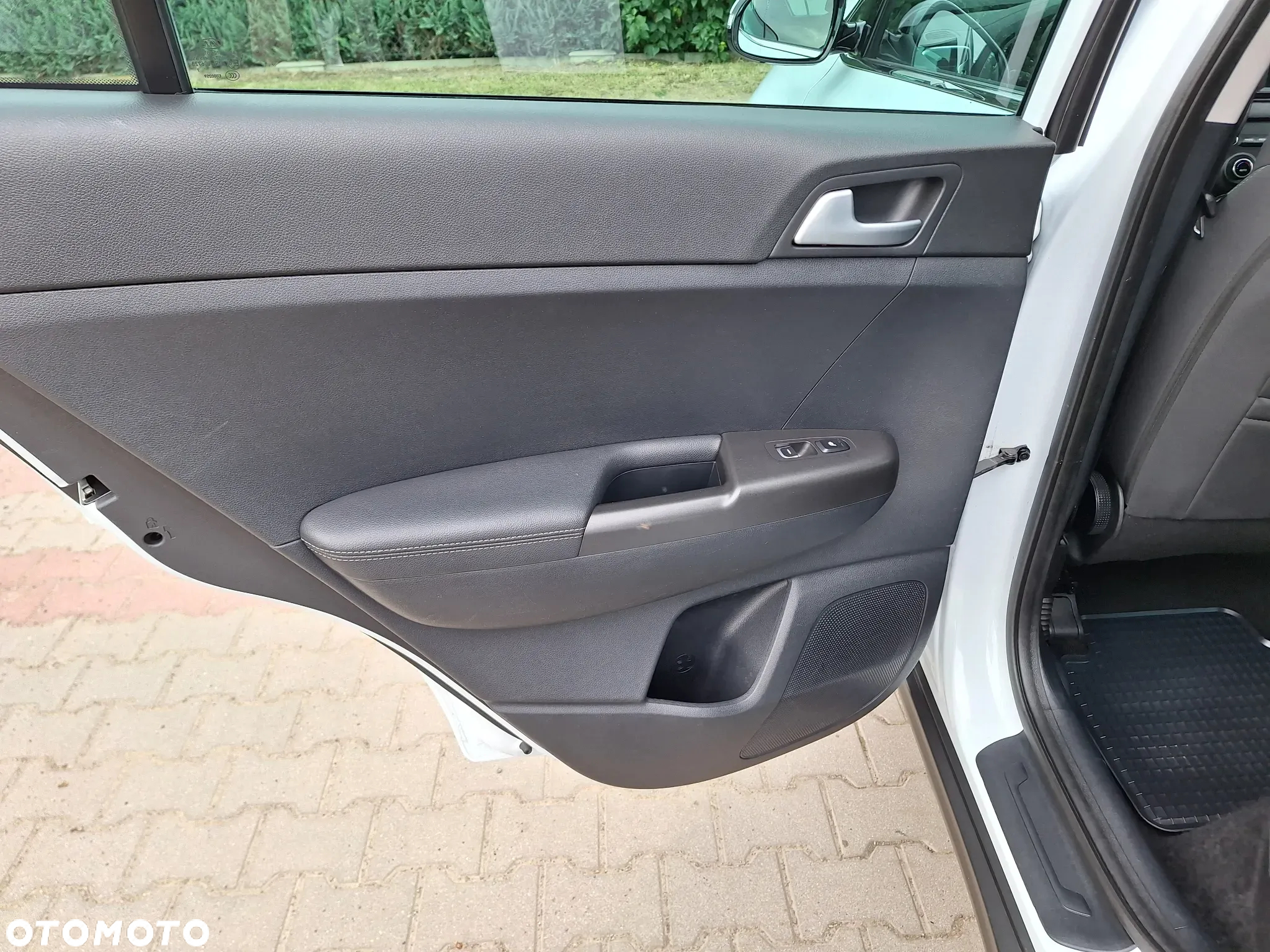 Kia Sportage 1.6 GDI L Business Line Plus 2WD - 18