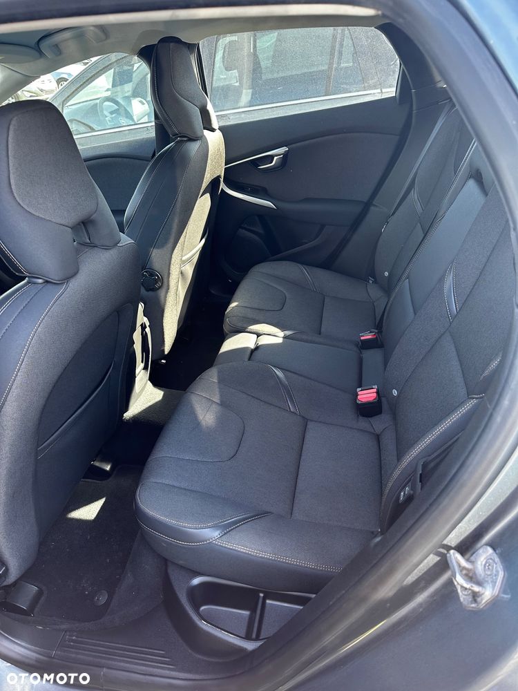 Volvo V40 Cross Country D3 Summum - 23