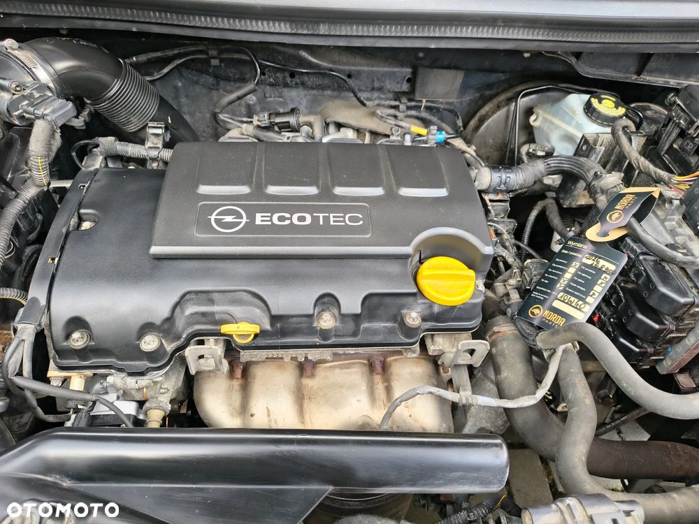 Opel Corsa 1.2 16V Cosmo - 38