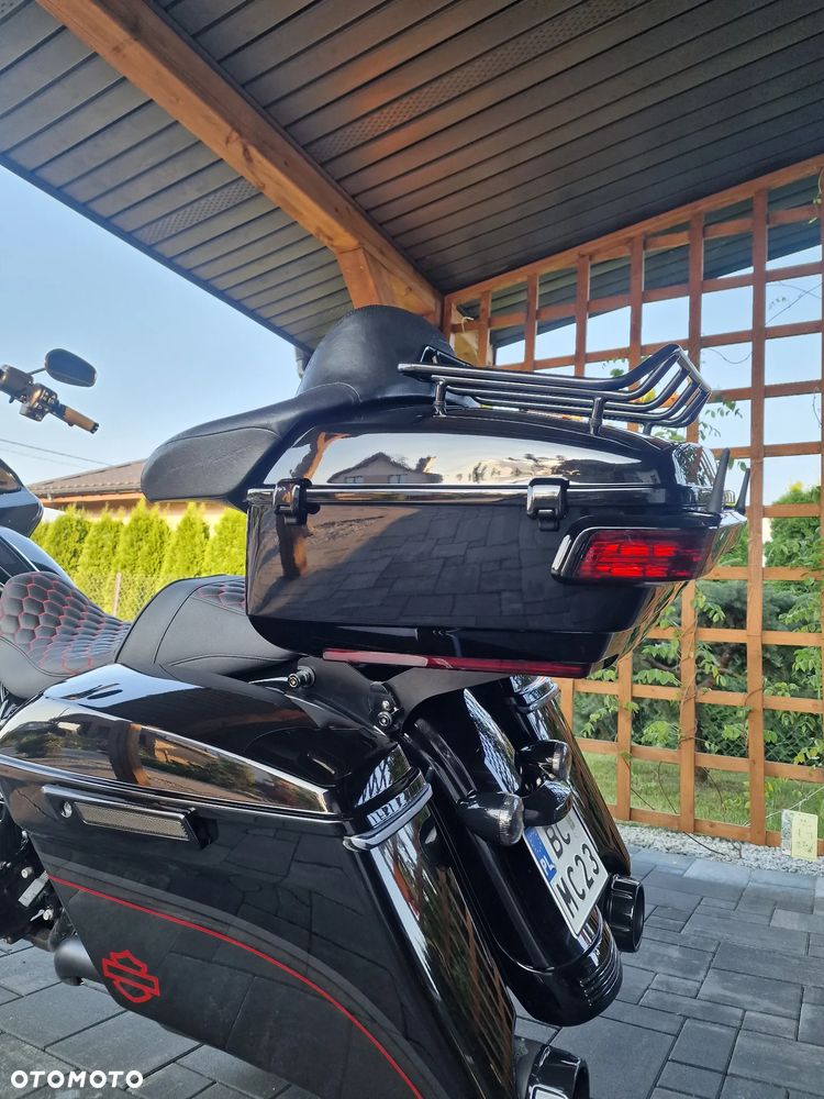 Harley-Davidson Touring Road Glide - 18
