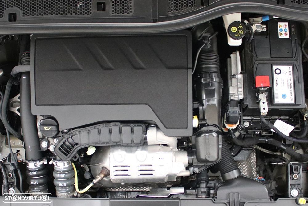 Peugeot 208 1.2 PureTech Allure - 26