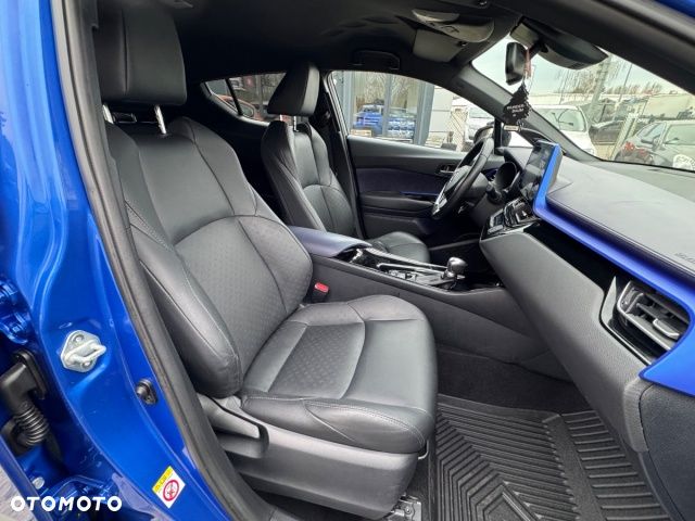 Toyota C-HR 1.8 Hybrid Neon Lime powered by JBL - 28