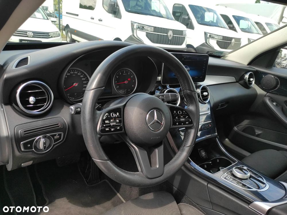 Mercedes-Benz Klasa C 160 9G-TRONIC - 9