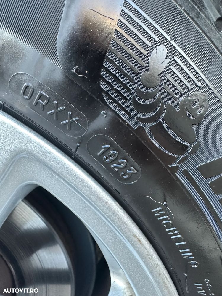 Ford Focus 1.0 EcoBoost Trend - 17