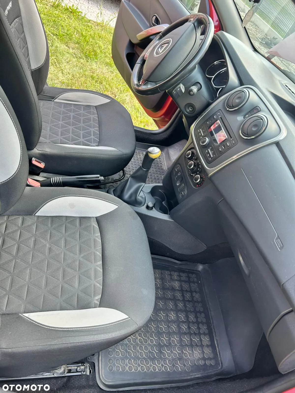 Dacia Sandero Stepway 0.9 TCe Laureate - 16