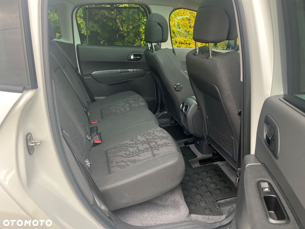 Peugeot 3008 HDi 160 Automatik Active - 14