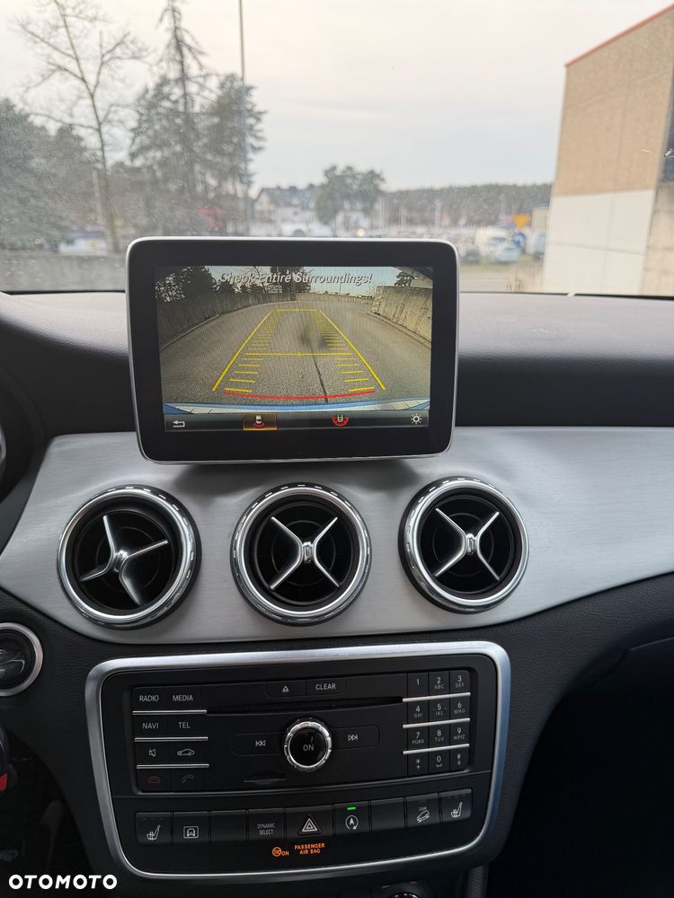 Mercedes-Benz GLA 250 7G-DCT AMG Line - 20