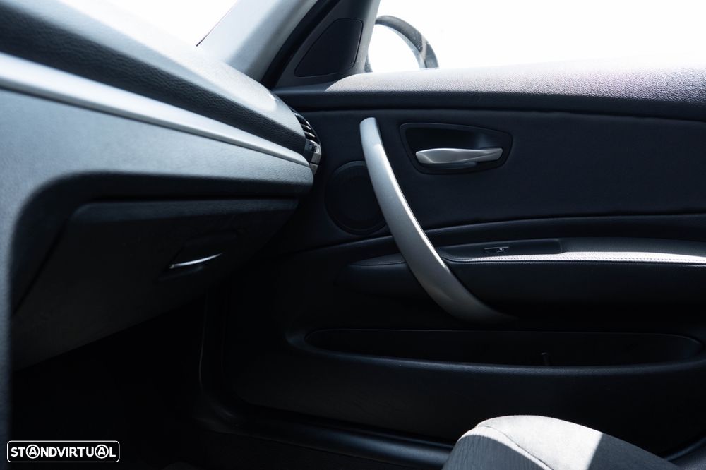 BMW 118 d DPF Edition Lifestyle - 14
