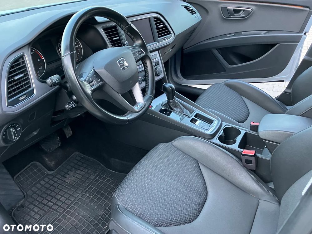 Seat Leon 2.0 TDI Xcellence S&S DSG - 22