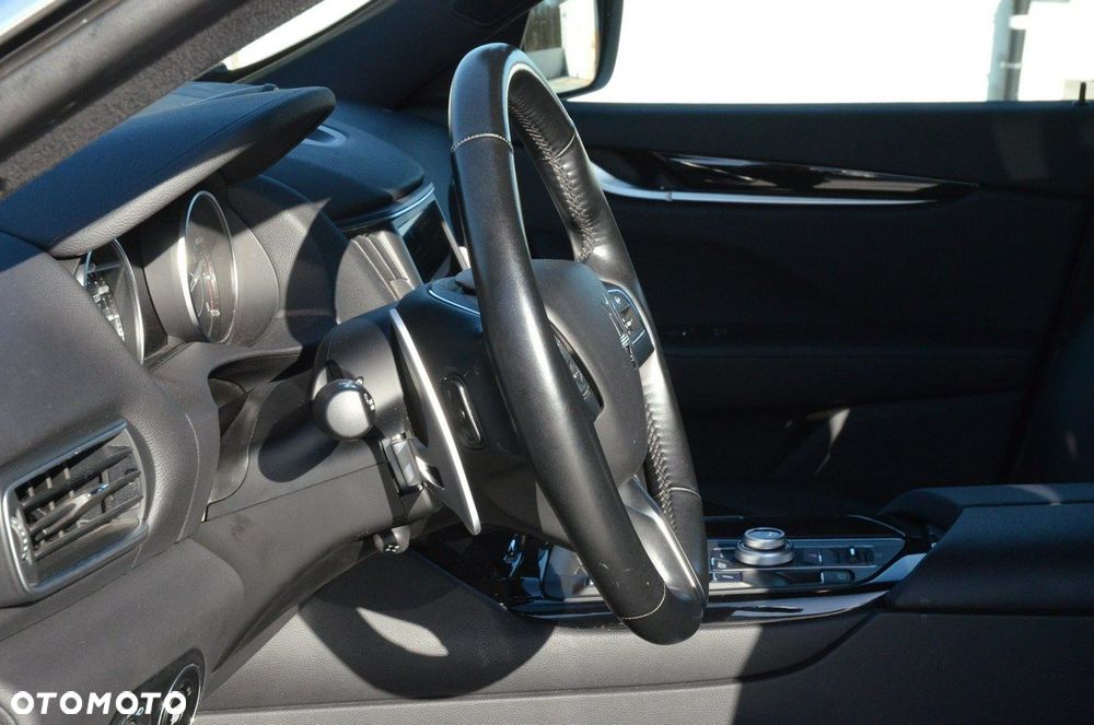 Maserati Levante MHEV Executive - 23