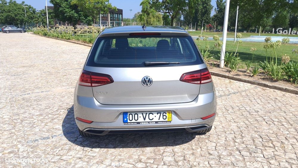VW Golf 1.6 TDI Confortline - 5