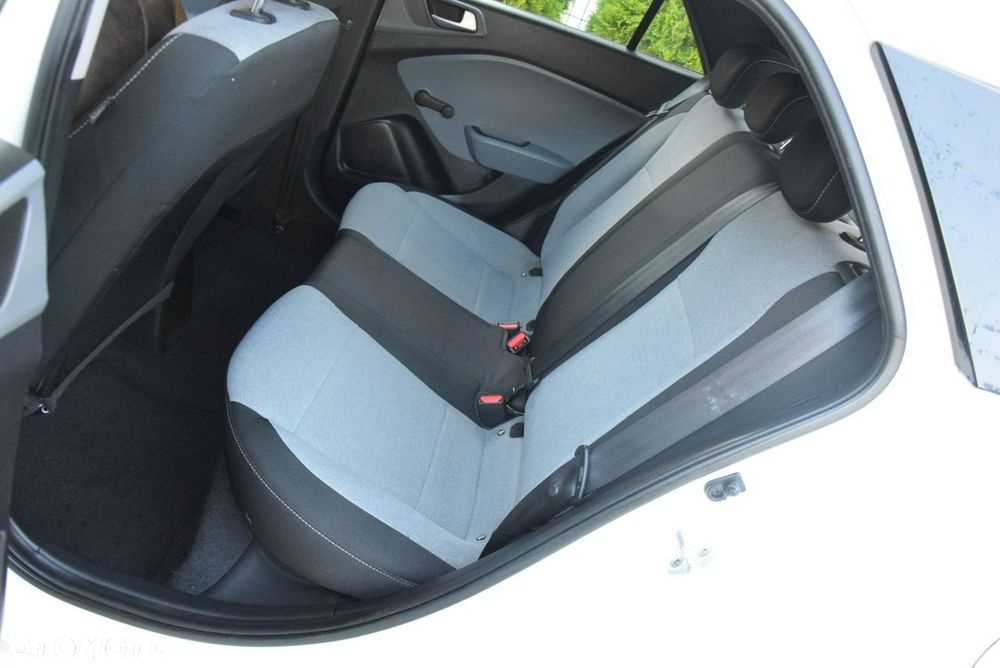 Hyundai i20 1.2 Select - 18