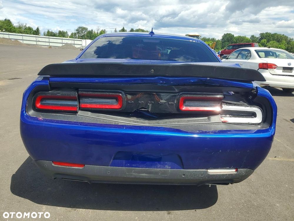 Dodge Challenger 5.7 R/T - 7