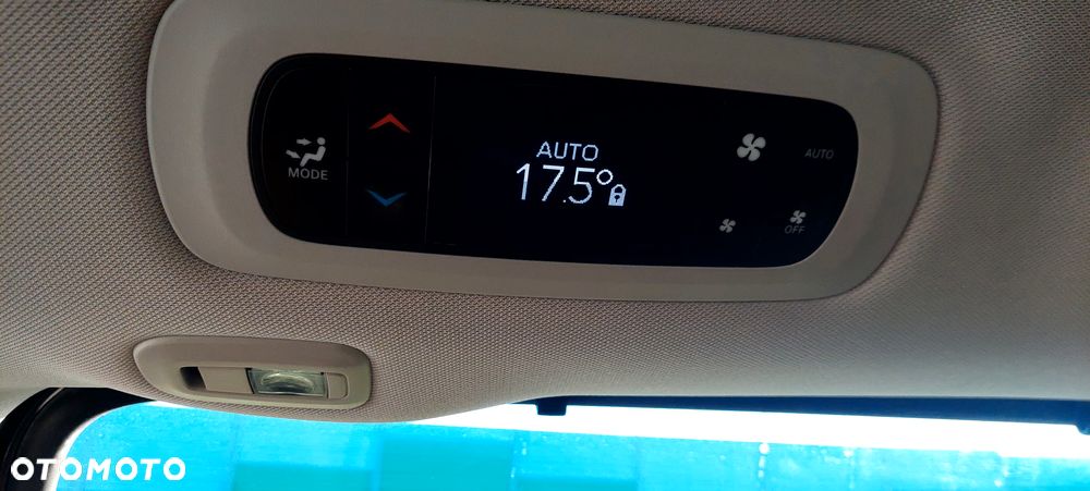 Chrysler Pacifica - 24