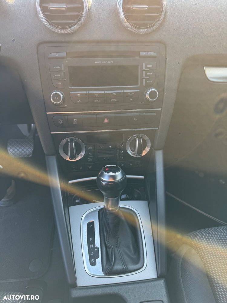 Audi A3 2.0 TDI Sportback DPF S tronic S line Sportpaket - 7