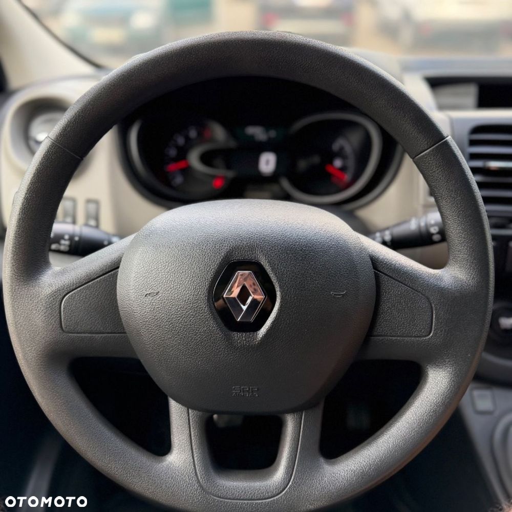 Renault Trafic - 21