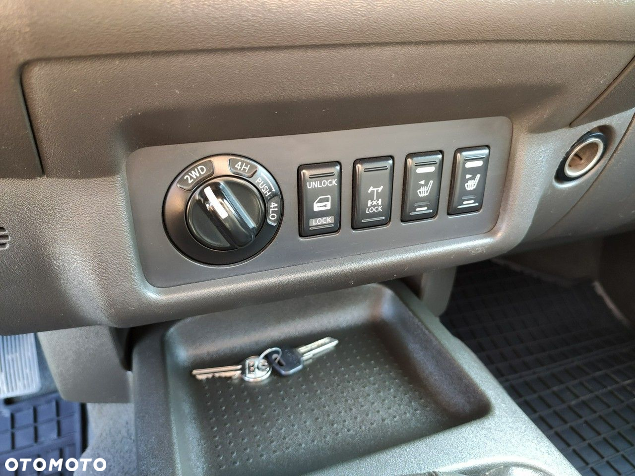 Nissan Navara - 24