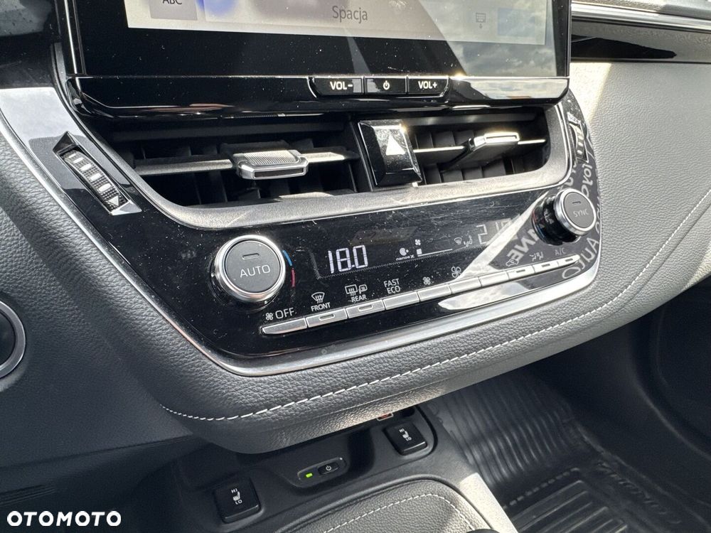 Toyota Corolla 1.8 Hybrid Style - 21