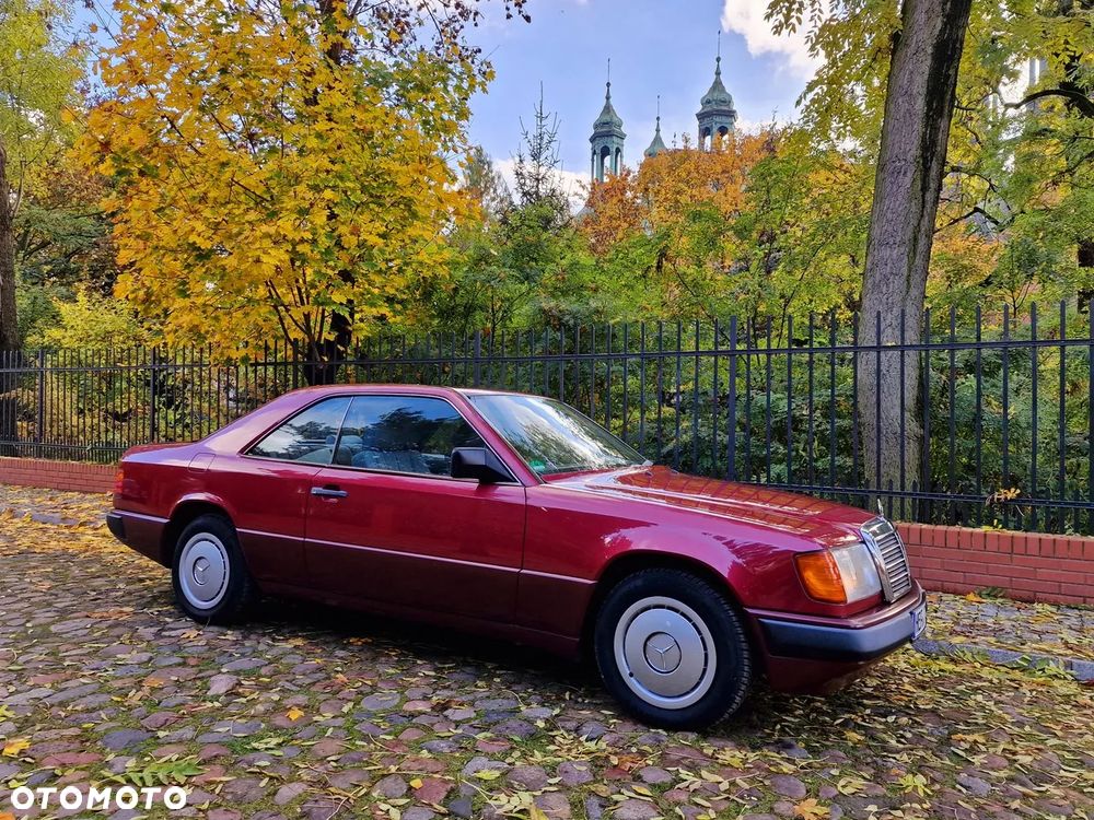 Mercedes-Benz W124 (1984-1993) - 1