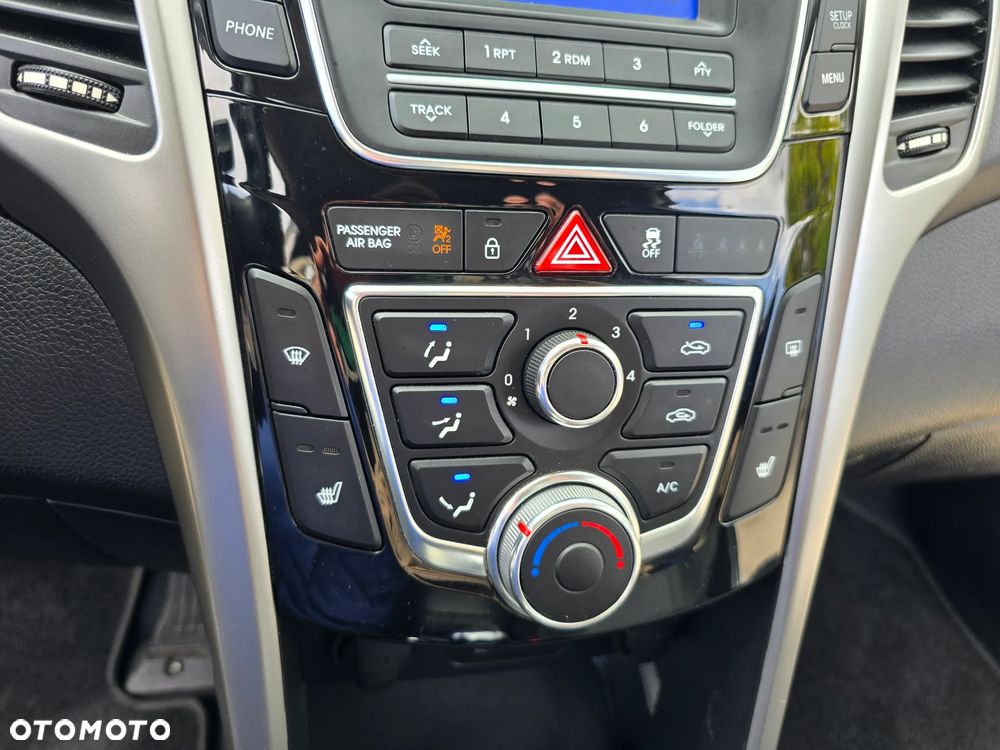 Hyundai i30 - 29
