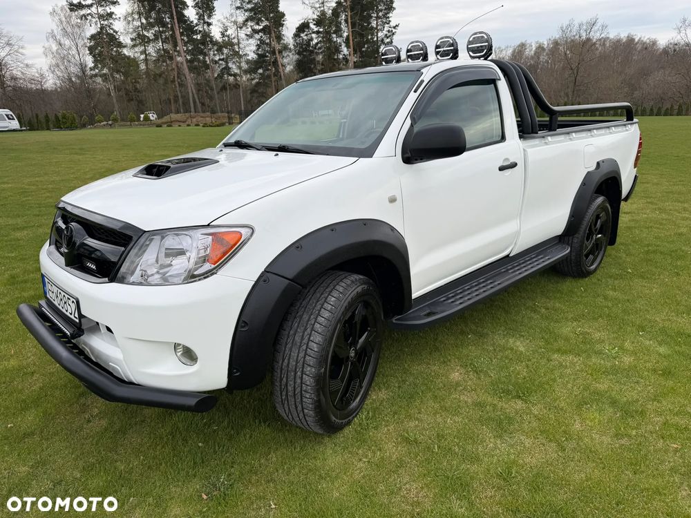Toyota Hilux - 15