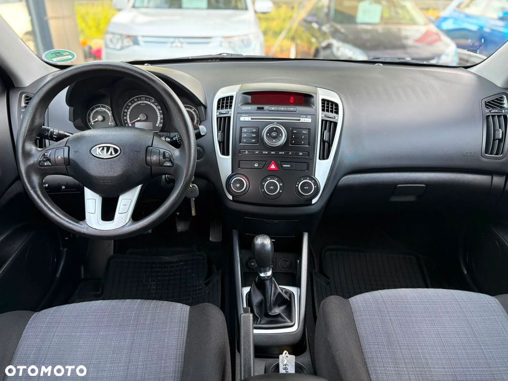 Kia Ceed 1.4 CVVT Spirit - 14