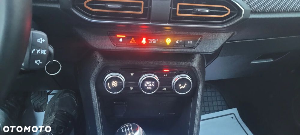 Dacia Sandero Stepway TCe 90 Expression + - 16