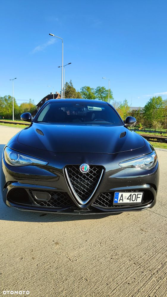 Alfa Romeo Giulia 2.9 Bi Turbo V6 Quadrifoglio - 11