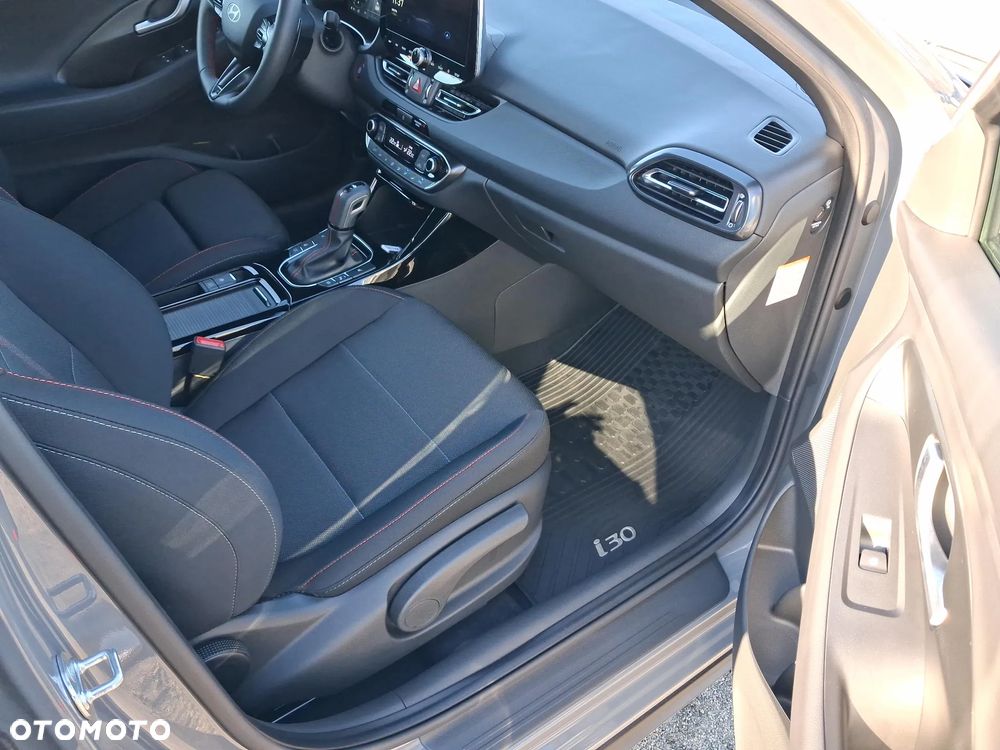 Hyundai i30 1.5 T-GDI 48V Smart DCT - 27