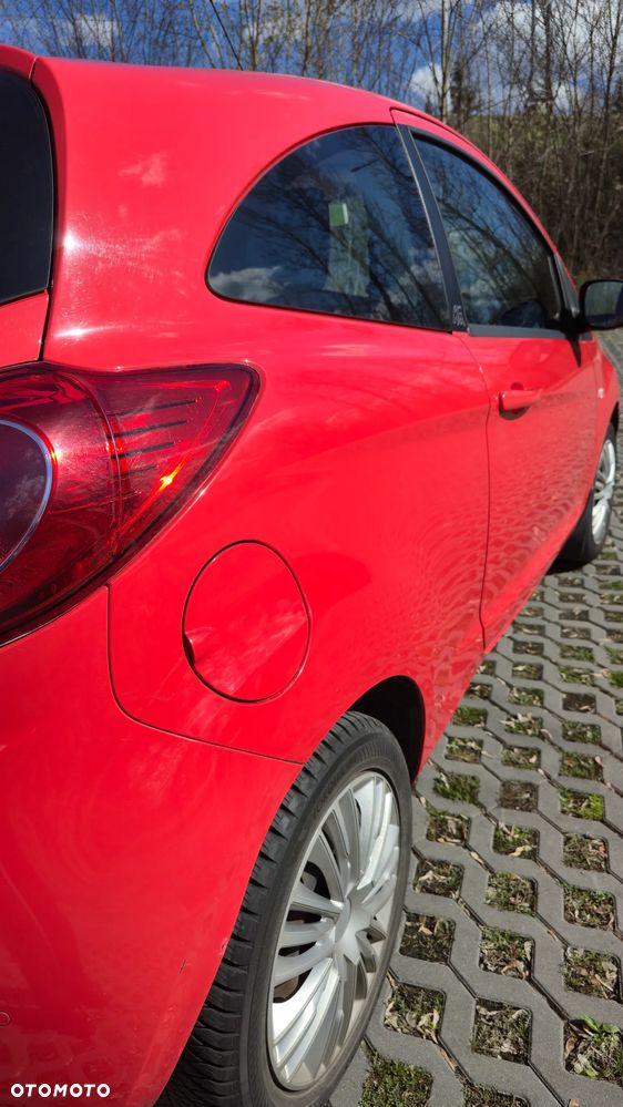 Ford KA 1.2 Ambiente - 21