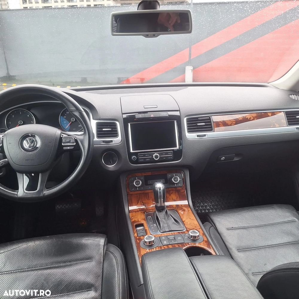 Volkswagen Touareg - 14
